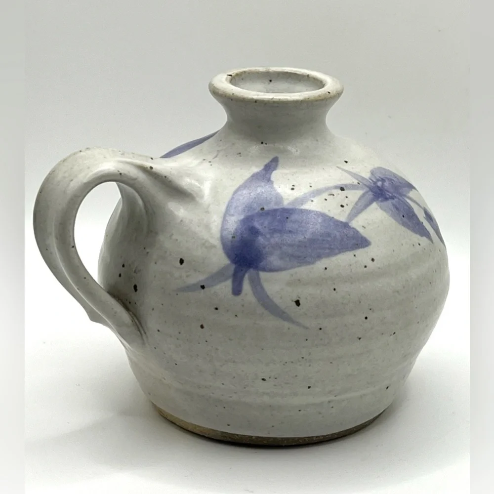 Handmade Dukeman Studio Art Pottery Ceramic Grey Blue Leaves Bud Vase w/Handle